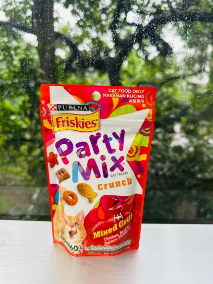 Friskies Party Mix Treat Mixed Grill,Chicken,Beef & Salmon 60Gm Adult